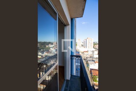 Sala / Varanda de apartamento para alugar com 2 quartos, 53m² em Vila Carmosina, São Paulo