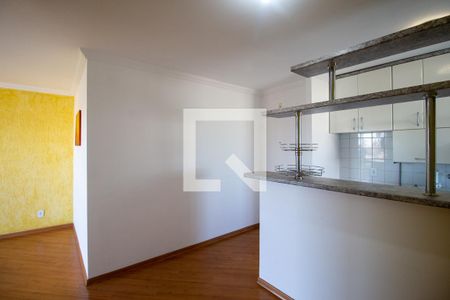 Sala de apartamento para alugar com 2 quartos, 53m² em Vila Carmosina, São Paulo