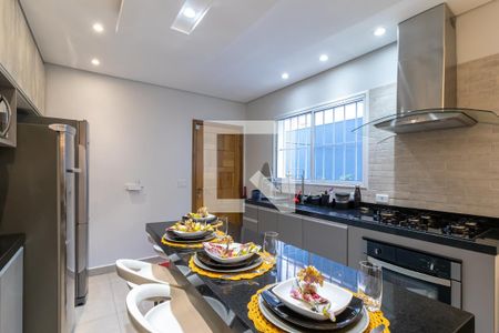 Casa à venda com 220m², 3 quartos e 2 vagas Casa à venda com 220m², 3 quartos e 2 vagasCozinha