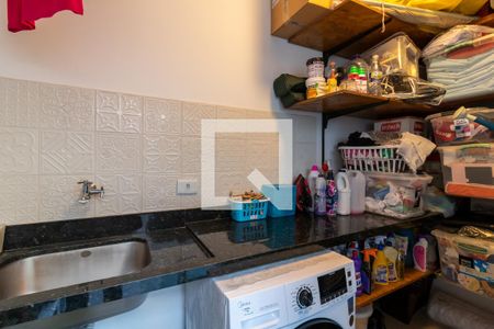 Casa à venda com 220m², 3 quartos e 2 vagas Casa à venda com 220m², 3 quartos e 2 vagasÁrea de Serviço