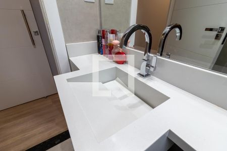 Casa à venda com 220m², 3 quartos e 2 vagas Casa à venda com 220m², 3 quartos e 2 vagasBanheiro da Suíte 2