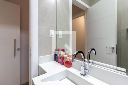 Casa à venda com 220m², 3 quartos e 2 vagas Casa à venda com 220m², 3 quartos e 2 vagasBanheiro da Suíte 2