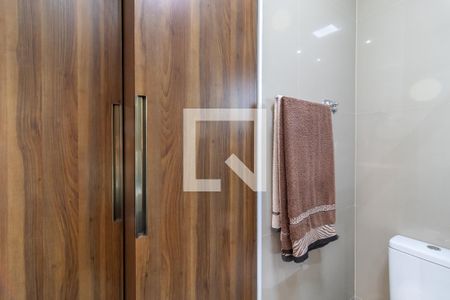 Casa à venda com 220m², 3 quartos e 2 vagas Casa à venda com 220m², 3 quartos e 2 vagasBanheiro da Suíte 1