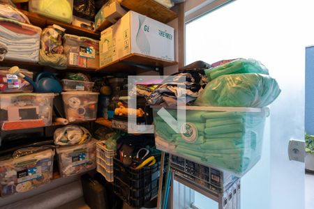 Casa à venda com 220m², 3 quartos e 2 vagas Casa à venda com 220m², 3 quartos e 2 vagasÁrea de Serviço