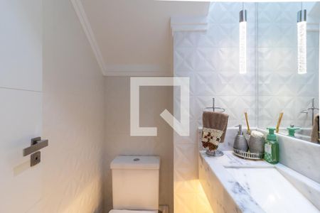 Casa à venda com 220m², 3 quartos e 2 vagas Casa à venda com 220m², 3 quartos e 2 vagasLavabo