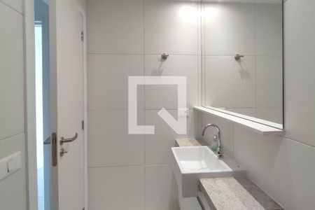 Banheiro de apartamento para alugar com 1 quarto, 44m² em Barra, Salvador