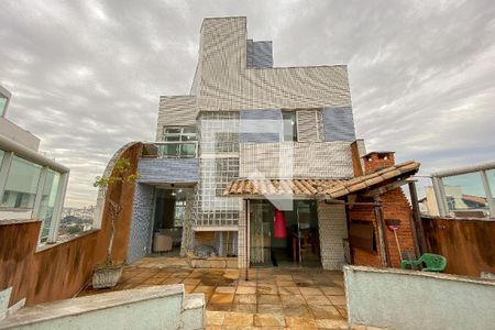 Apartamento à venda com 295m², 4 quartos e 6 vagas Apartamento à venda com 295m², 4 quartos e 6 vagasCobertura