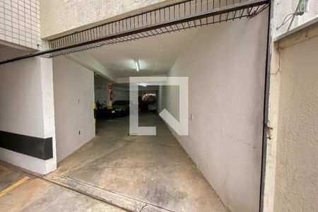 Apartamento à venda com 295m², 4 quartos e 6 vagas Apartamento à venda com 295m², 4 quartos e 6 vagasGaragem