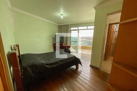 Apartamento à venda com 295m², 4 quartos e 6 vagas Apartamento à venda com 295m², 4 quartos e 6 vagasSuíte