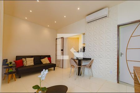 Sala de apartamento para alugar com 1 quarto, 40m² em Barra, Salvador