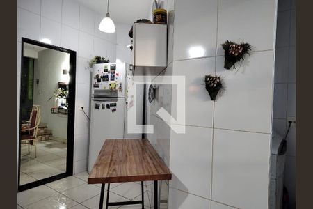 Cozinha de casa à venda com 4 quartos, 227m² em Salgado Filho, Belo Horizonte