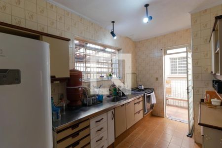 Casa à venda com 306m², 5 quartos e 6 vagasCozinha