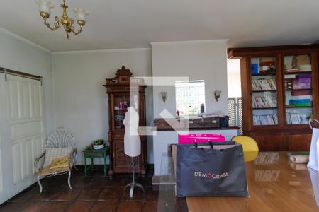 Casa à venda com 306m², 5 quartos e 6 vagasSala 01