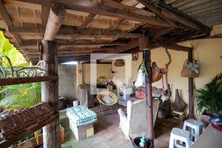 Casa à venda com 306m², 5 quartos e 6 vagasVaranda