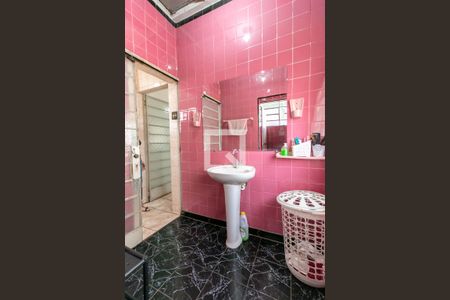 Casa à venda com 200m², 5 quartos e 2 vagasBanheiro Social