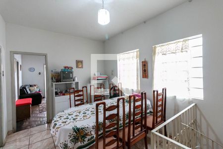 Casa à venda com 200m², 5 quartos e 2 vagasCopa