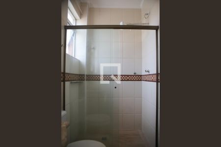 Casa para alugar com 150m², 3 quartos e 2 vagas Casa para alugar com 150m², 3 quartos e 2 vagasBanheiro da suíte