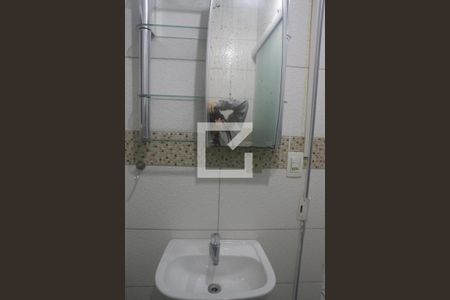 Banheiro de apartamento para alugar com 1 quarto, 35m² em Aparecida, Santos