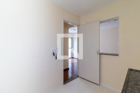 Apartamento para alugar com 61m², 2 quartos e 1 vaga Apartamento para alugar com 61m², 2 quartos e 1 vagaCozinha