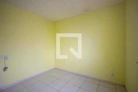 Quarto 2 de apartamento para alugar com 2 quartos, 60m² em Jardim Alcântara, São Gonçalo