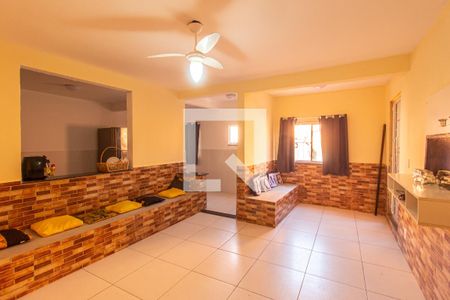 Sala de casa para alugar com 3 quartos, 700m² em Guaratiba, Rio de Janeiro