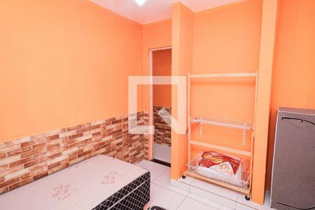 Quarto  de casa para alugar com 3 quartos, 1400m² em Guaratiba, Rio de Janeiro