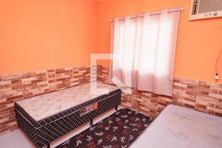 Quarto  de casa para alugar com 3 quartos, 1400m² em Guaratiba, Rio de Janeiro