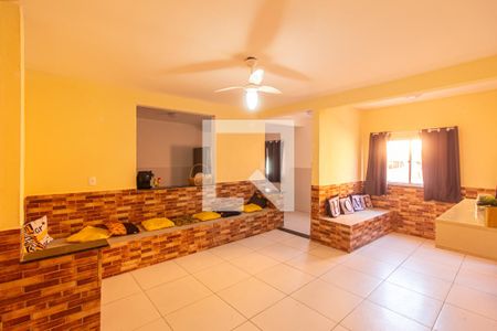 Sala de casa para alugar com 3 quartos, 1400m² em Guaratiba, Rio de Janeiro