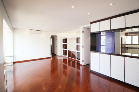 Sala de apartamento para alugar com 3 quartos, 120m² em Indianópolis, São Paulo