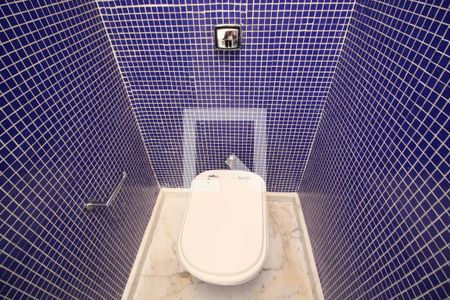 Lavabo de apartamento para alugar com 3 quartos, 120m² em Indianópolis, São Paulo