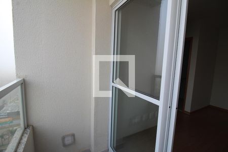 Apartamento para alugar com 55m², 2 quartos e sem vagaSacada