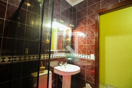 Casa à venda com 208m², 5 quartos e 2 vagasBanheiro 1