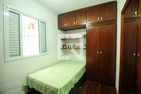 Casa à venda com 208m², 5 quartos e 2 vagasQuarto 4