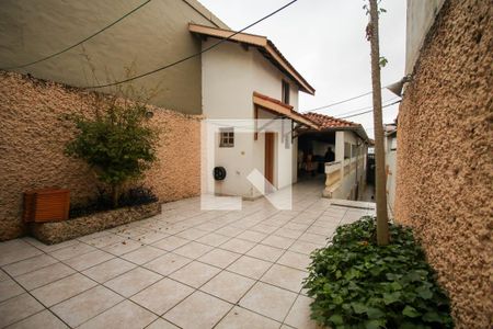 Casa à venda com 208m², 5 quartos e 2 vagasQuintal
