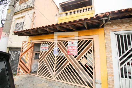 Casa à venda com 208m², 5 quartos e 2 vagasFachada