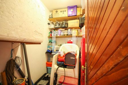 Casa à venda com 208m², 5 quartos e 2 vagasÁrea de Serviço