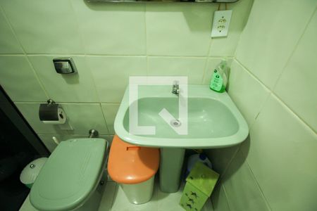 Casa à venda com 208m², 5 quartos e 2 vagasBanheiro do Quarto 3