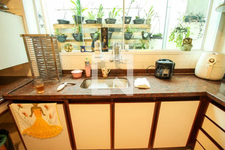 Casa à venda com 208m², 5 quartos e 2 vagasCozinha