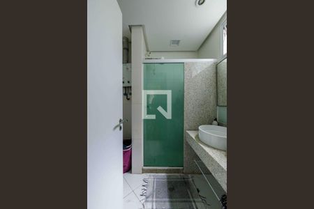 Apartamento à venda com 170m², 3 quartos e 3 vagasBanheiro