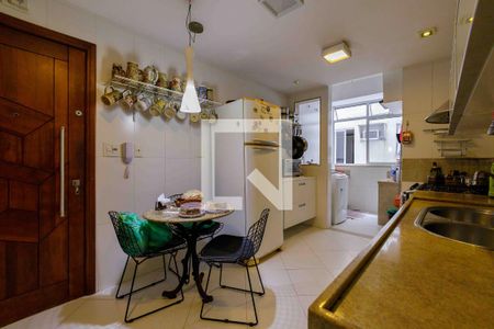 Apartamento à venda com 170m², 3 quartos e 3 vagasCozinha