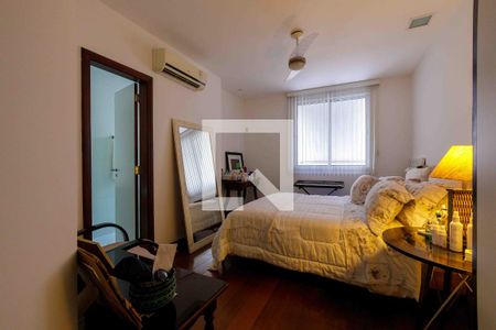 Apartamento à venda com 170m², 3 quartos e 3 vagasSuíte 2