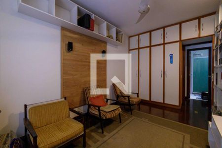 Apartamento à venda com 170m², 3 quartos e 3 vagasQuarto 2