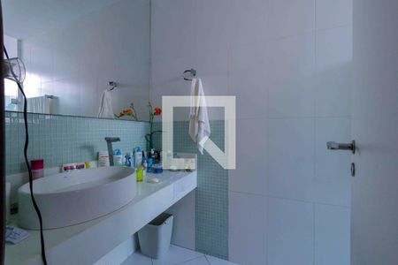 Apartamento à venda com 170m², 3 quartos e 3 vagasBanheiro Suíte 2