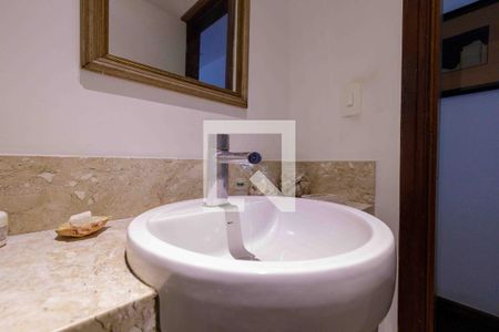 Apartamento à venda com 170m², 3 quartos e 3 vagasLavabo