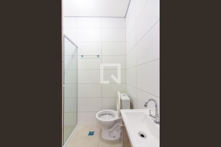 Banheiro  de apartamento para alugar com 1 quarto, 30m² em Presidente Altino, Osasco