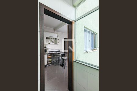 Casa à venda com 149m², 3 quartos e 2 vagasÁrea de serviço