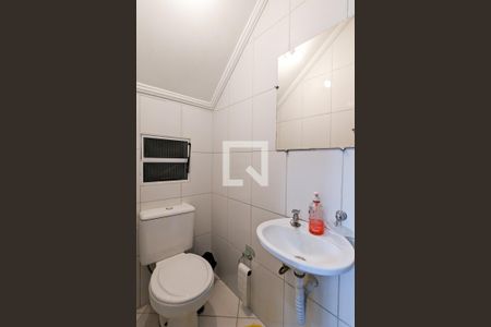 Casa à venda com 149m², 3 quartos e 2 vagasLavabo