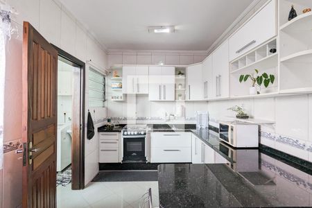 Casa à venda com 149m², 3 quartos e 2 vagasCozinha