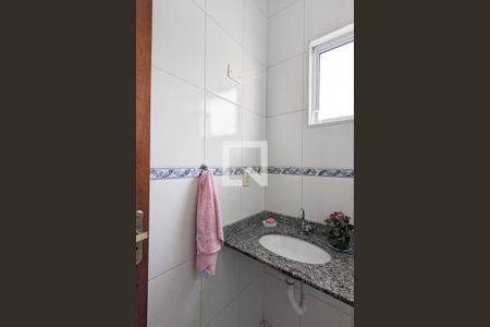 Casa à venda com 149m², 3 quartos e 2 vagasBanheiro