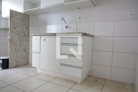 Apartamento para alugar com 70m², 2 quartos e 1 vagaCozinha